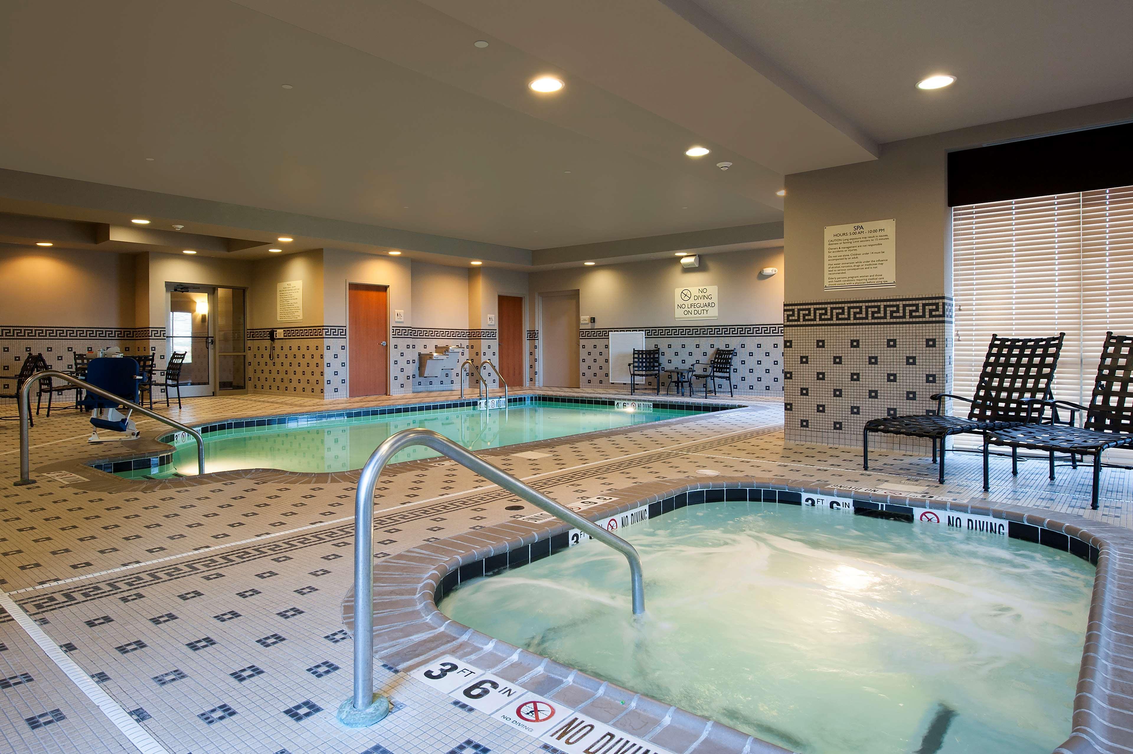 Hilton Garden Inn Indianapolis South/Greenwood Bagian luar foto