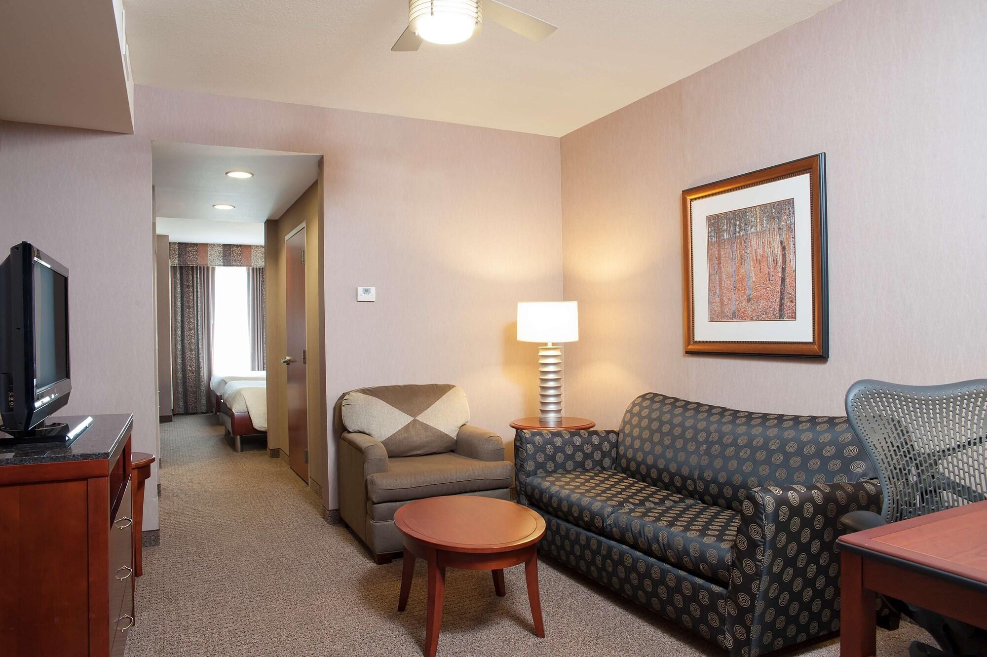 Hilton Garden Inn Indianapolis South/Greenwood Bagian luar foto